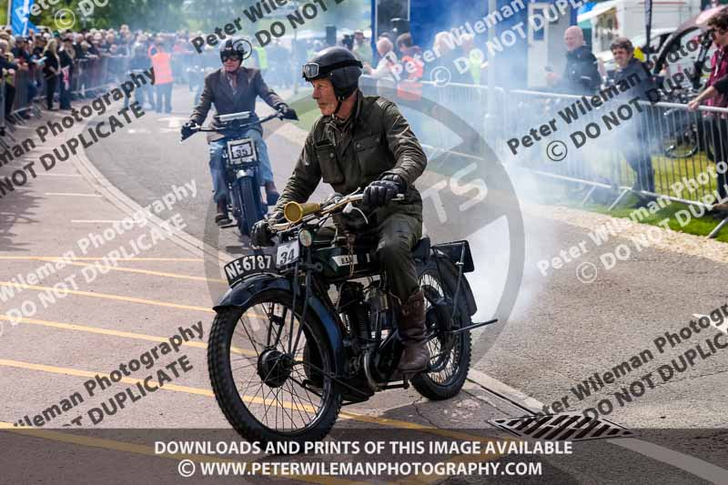 Vintage motorcycle club;eventdigitalimages;no limits trackdays;peter wileman photography;vintage motocycles;vmcc banbury run photographs